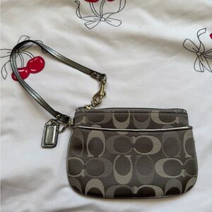 Vintage Coach Gray Wristlet